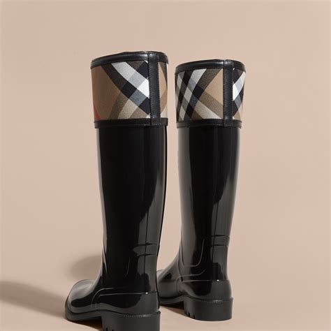 burberry long raincoat for womens|women's burberry rain boots.